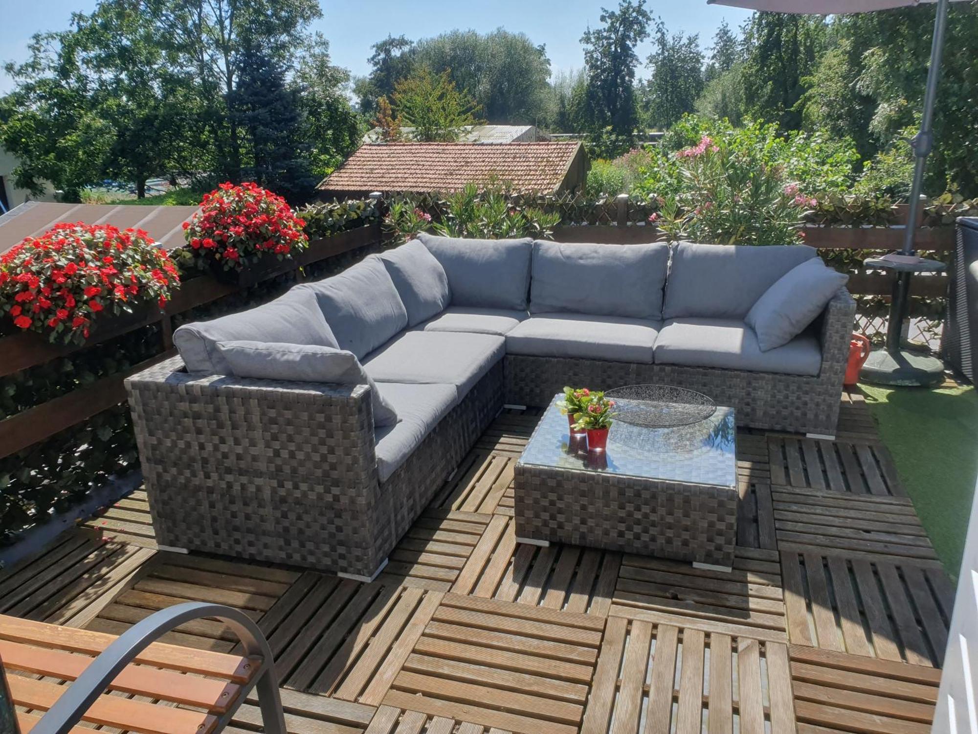 Zonnig Appartement Maasbommel. Eksteriør billede