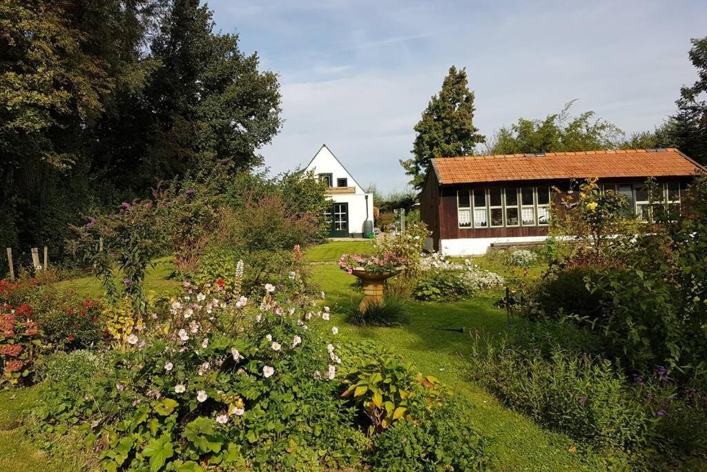 Zonnig Appartement Maasbommel. Eksteriør billede